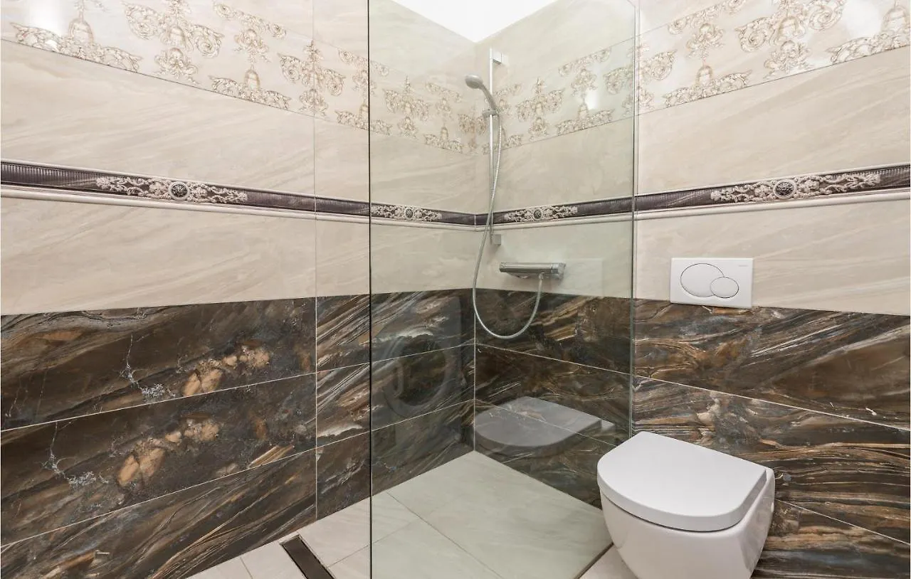 Awesome Home In Gostinjac With Kitchen Casa vacanze