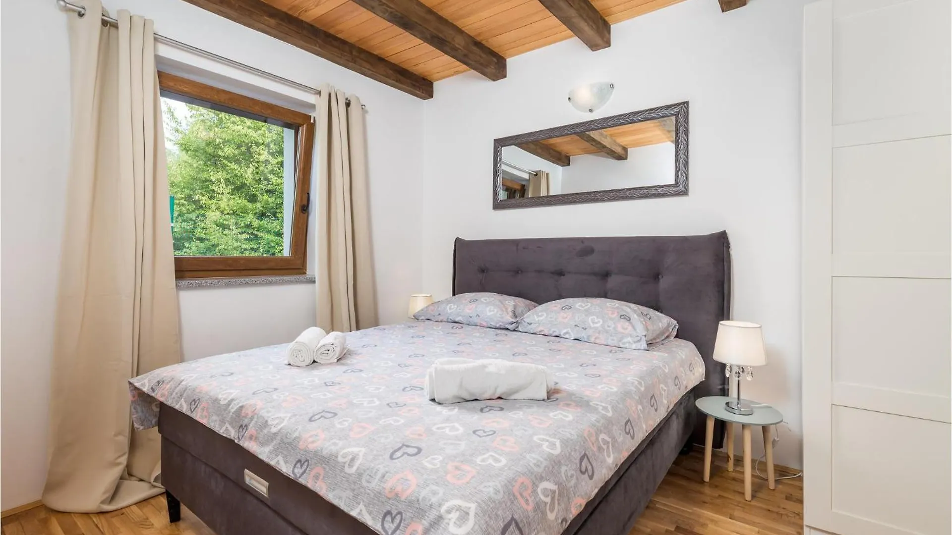 Casa vacanze Awesome Home In Gostinjac With Kitchen Croazia