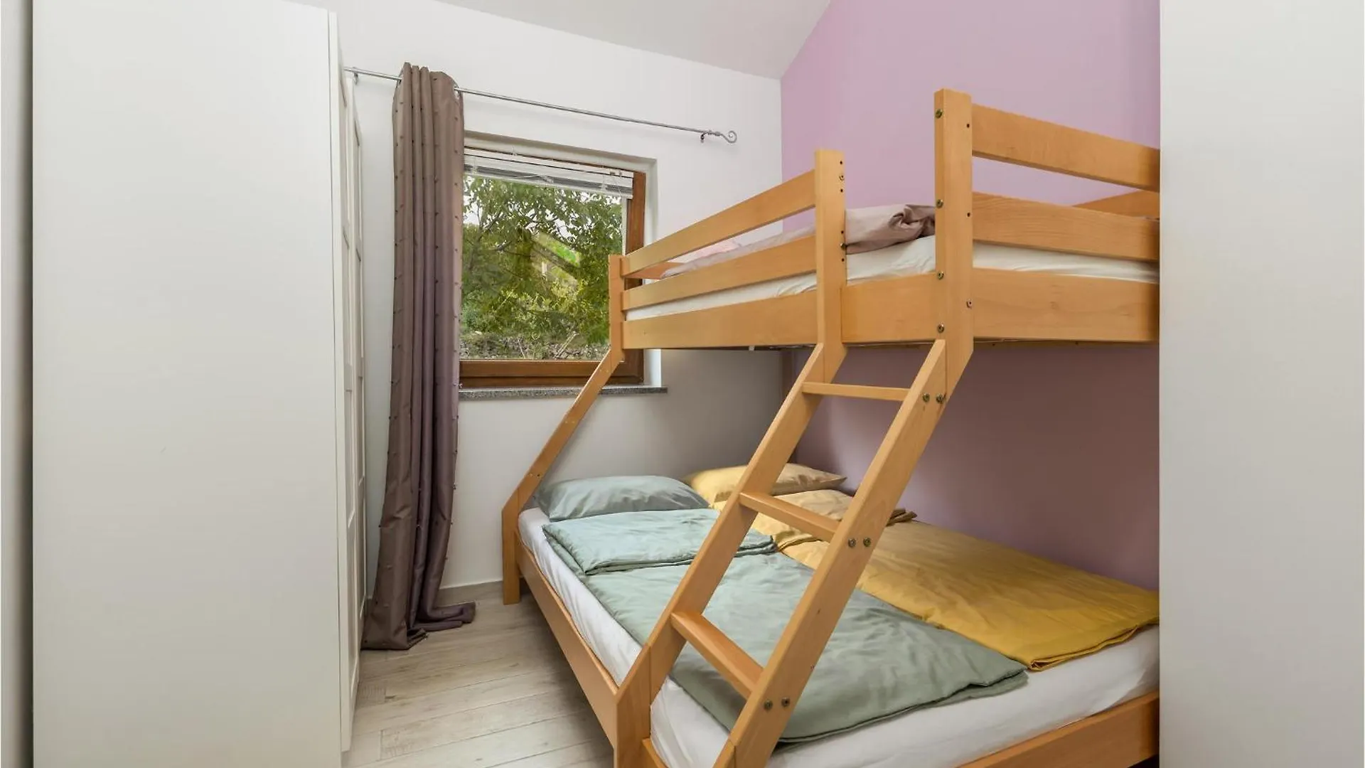 Awesome Home In Gostinjac With Kitchen Croazia